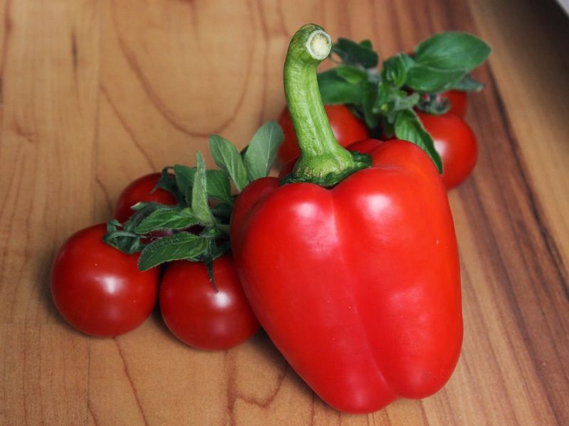 Полезные свойства сладкого перца и томатов
